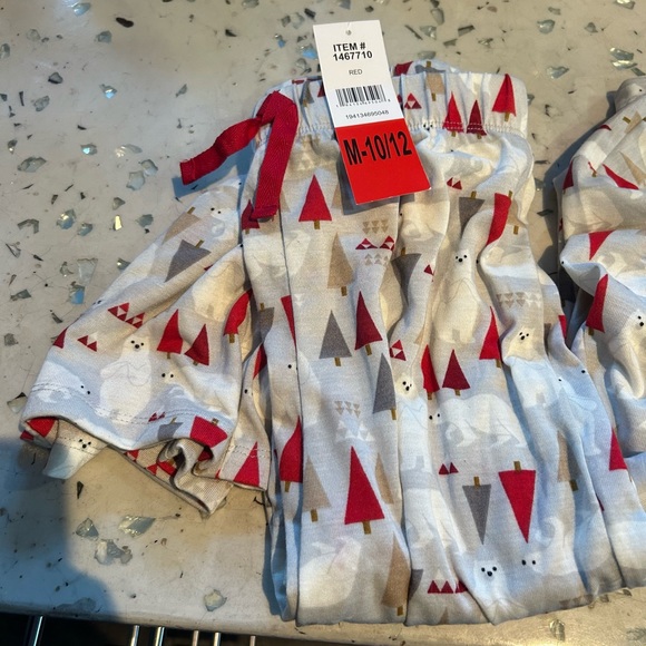 Pajama set - Picture 3 of 3